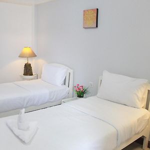 Standard Zimmer mit zwei Einzelbetten